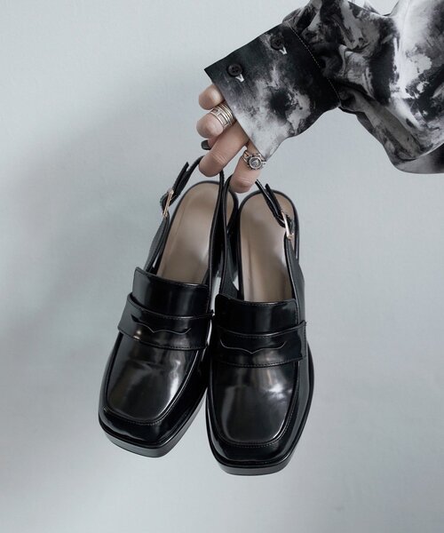 Mavie..7(メヴィセットゥ)の「【Mavie..7】バックストラップローファー(ローファー・レディース・ダークブラウン/ブラック・SMALL/LARGE/MEDIUM)」の3枚目の写真