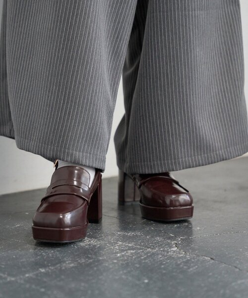 Mavie..7(メヴィセットゥ)の「【Mavie..7】バックストラップローファー(ローファー・レディース・ダークブラウン/ブラック・SMALL/LARGE/MEDIUM)」の12枚目の写真