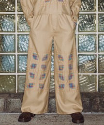 yuumiARIA（ユウミアリア）の「EMBROIDERY BIG PANTS（その他パンツ）」