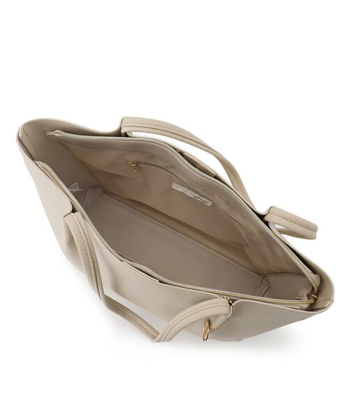 SHOO・LA・RUE(シューラルー)の「【軽量/通勤・通学】3層で使いやすい A4トートバッグ(トートバッグ・レディース・ブラック/アイボリー/ナチュラル・00)」の16枚目の写真