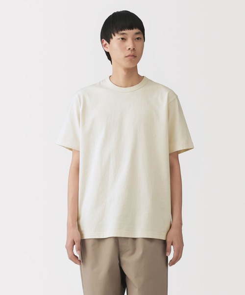 無印良品(ムジルシリョウヒン)の「紳士 洗いざらし太番手クルーネック半袖Tシャツ(Tシャツ/カットソー・メンズ・ダークグレー/キナリ/ブルー系/ホワイト/ダークネイビー/ライトブルー/ブラック/ダークグリーン・S/M/L/XL)」の2枚目の写真