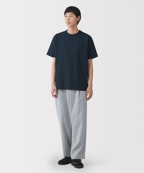 無印良品(ムジルシリョウヒン)の「紳士 洗いざらし太番手クルーネック半袖Tシャツ(Tシャツ/カットソー・メンズ・ダークグレー/キナリ/ブルー系/ホワイト/ダークネイビー/ライトブルー/ブラック/ダークグリーン・S/M/L/XL)」の22枚目の写真