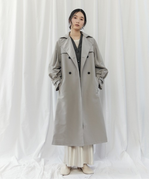 CIEL'AIR(シエルエアー)の「BACK PLEATED COAT(バックプリーツコート)(トレンチコート・レディース・ベージュ/ライトグレー・MEDIUM)」の3枚目の写真