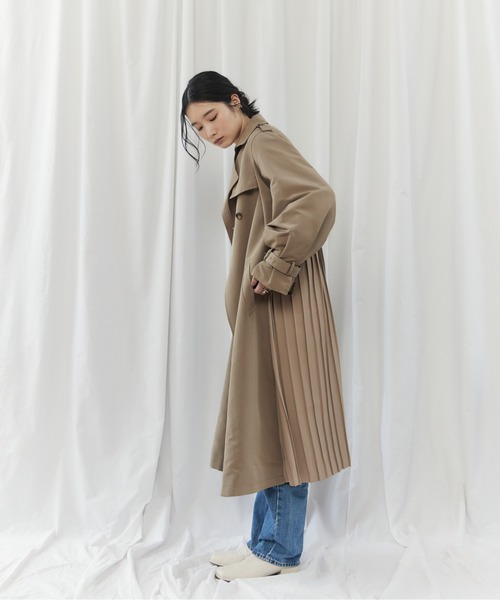 CIEL'AIR(シエルエアー)の「BACK PLEATED COAT(バックプリーツコート)(トレンチコート・レディース・ベージュ/ライトグレー・MEDIUM)」の17枚目の写真