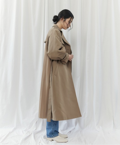 CIEL'AIR(シエルエアー)の「BACK PLEATED COAT(バックプリーツコート)(トレンチコート・レディース・ベージュ/ライトグレー・MEDIUM)」の22枚目の写真