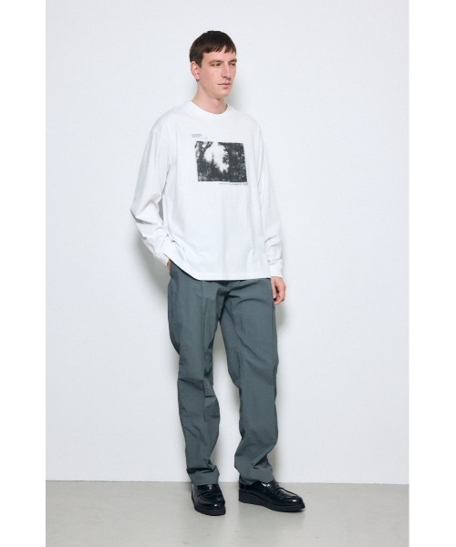 AZUL by moussy(アズールバイマウジー)の「FOREST グラフィック長袖Tシャツ(Tシャツ/カットソー・メンズ・ホワイト/ブラック/ライトピンク・MEDIUM/LARGE)」の7枚目の写真