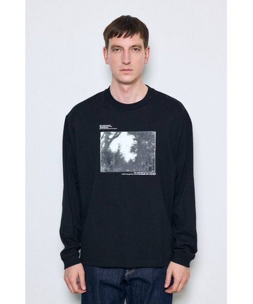 AZUL by moussy(アズールバイマウジー)の「FOREST グラフィック長袖Tシャツ(Tシャツ/カットソー・メンズ・ホワイト/ブラック/ライトピンク・MEDIUM/LARGE)」の19枚目の写真