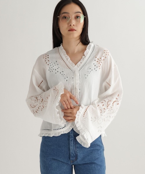 studio CLIP(スタディオクリップ)の「【daily CLIP】刺繍ボレロシャツ(シャツ/ブラウス・レディース・ホワイト/ブラック・FREE)」の3枚目の写真