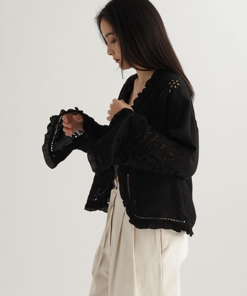 studio CLIP(スタディオクリップ)の「【daily CLIP】刺繍ボレロシャツ(シャツ/ブラウス・レディース・ホワイト/ブラック・FREE)」の17枚目の写真