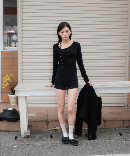 ROSEFRANTZ（ロゼフランツ）の「Unbalanced Shirring Long Sleeve [Black]（Tシャツ/カットソー・レディース・ブラック・OS）」の14枚目の写真