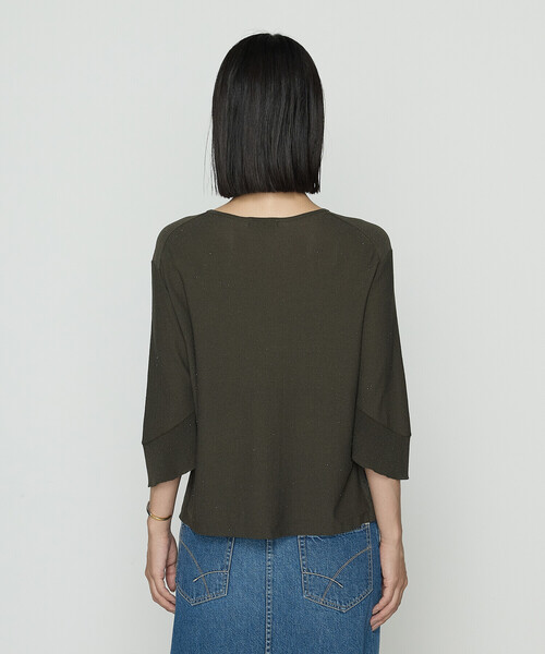 K.T KIYOKO TAKASE（キヨコタカセ）の「〔 Sサイズ 〕 天竺裏目編み スパンコールニットプルオーバー（ニット/セーター・レディース・ネイビー・5号）」の3枚目の写真