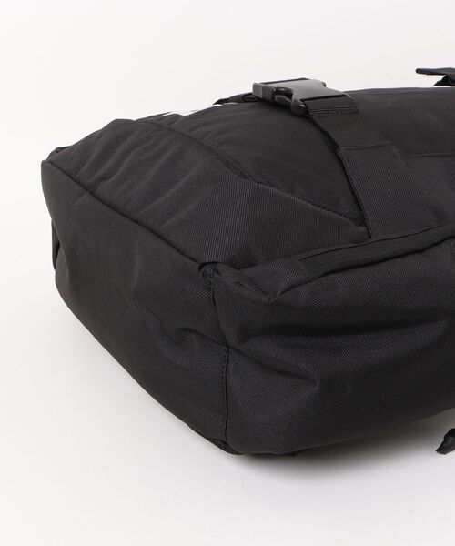 DC SHOES（ディーシーシューズ）の「DC SHOES メンズ CHALKERS 4 22L バックパック【2026年春夏モデル】/リュックサック（バックパック/リュック・メンズ・ブラック・FREE）」の4枚目の写真