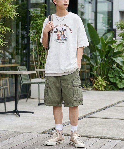 Disney（ディズニー）の「【DISNEY/ディズニー】ミッキーマウス&ミニーマウスプリント梨地半袖Tシャツ（COOLMAX吸水速乾） ユニセックス（Tシャツ/カットソー・メンズ・ブラック系その他/グレイッシュベージュ/スミクロ/オフホワイト・LARGE/MEDIUM）」の19枚目の写真