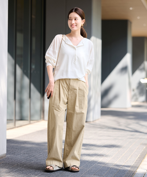 FRAMeWORK(フレームワーク)の「≪洗濯機洗い可 / ≫コットンナイロンタックパンツ(その他パンツ・レディース・ベージュ/バーガンディー/ホワイト・40/38/36/34)」の13枚目の写真