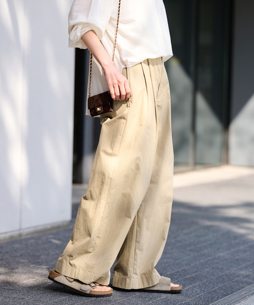 FRAMeWORK(フレームワーク)の「≪洗濯機洗い可 / ≫コットンナイロンタックパンツ(その他パンツ・レディース・ベージュ/バーガンディー/ホワイト・40/38/36/34)」の15枚目の写真