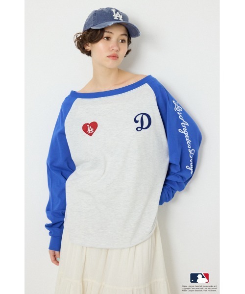 RODEO CROWNS WIDE BOWL(ロデオクラウンズワイドボウル)の「(MLB)オフショルラグラントップス(Tシャツ/カットソー・レディース・ブラウン系その他/ブルー系その他3/ブルー系その他・FREE)」の3枚目の写真