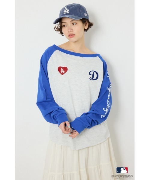 RODEO CROWNS WIDE BOWL(ロデオクラウンズワイドボウル)の「(MLB)オフショルラグラントップス(Tシャツ/カットソー・レディース・ブラウン系その他/ブルー系その他3/ブルー系その他・FREE)」の4枚目の写真