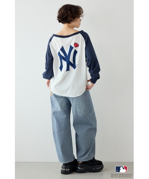 RODEO CROWNS WIDE BOWL(ロデオクラウンズワイドボウル)の「(MLB)オフショルラグラントップス(Tシャツ/カットソー・レディース・ブラウン系その他/ブルー系その他3/ブルー系その他・FREE)」の20枚目の写真