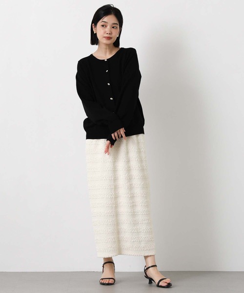 Gready Brilliant（グレディブリリアン）の「リヨセル混ニュアンス釦カーディガン（カーディガン/ボレロ・レディース・ライトベージュ/ブラック・38）」の3枚目の写真