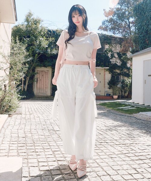 OLIVE des OLIVE（オリーブデオリーブ）の「サイドレースリボンカーゴパンツ（カーゴパンツ・レディース・ブラック/オフホワイト/ピンク・FREE）」の8枚目の写真