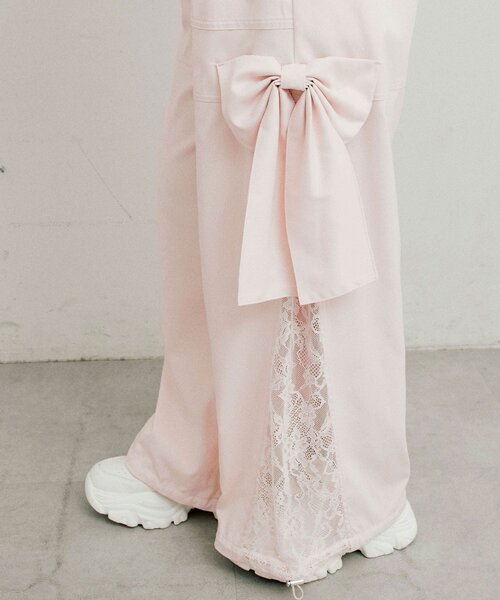 OLIVE des OLIVE（オリーブデオリーブ）の「サイドレースリボンカーゴパンツ（カーゴパンツ・レディース・ブラック/オフホワイト/ピンク・FREE）」の17枚目の写真