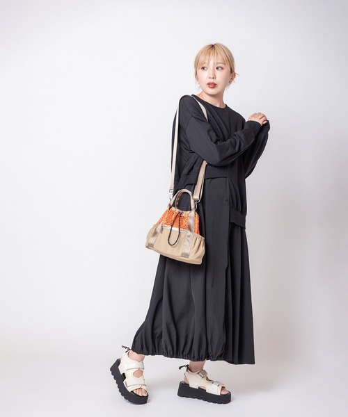 OSMOSIS(オズモーシス)の「切替アシンメトリーワンピース(ワンピース・レディース・カーキ/ブラック/グレー・ONE SIZE)」の15枚目の写真