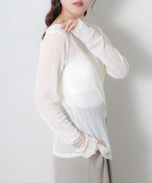 Riberry(リベリー)の「前後2WAYスリット入りウェーブシアートップス(Tシャツ/カットソー・レディース・オフホワイト/ブラック・MEDIUM)」の12枚目の写真