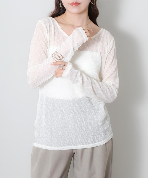 Riberry(リベリー)の「前後2WAYスリット入りウェーブシアートップス(Tシャツ/カットソー・レディース・オフホワイト/ブラック・MEDIUM)」の15枚目の写真
