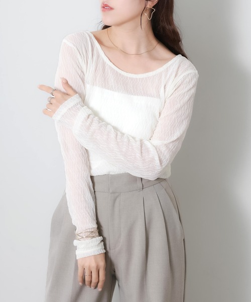 Riberry(リベリー)の「前後2WAYスリット入りウェーブシアートップス(Tシャツ/カットソー・レディース・オフホワイト/ブラック・MEDIUM)」の16枚目の写真