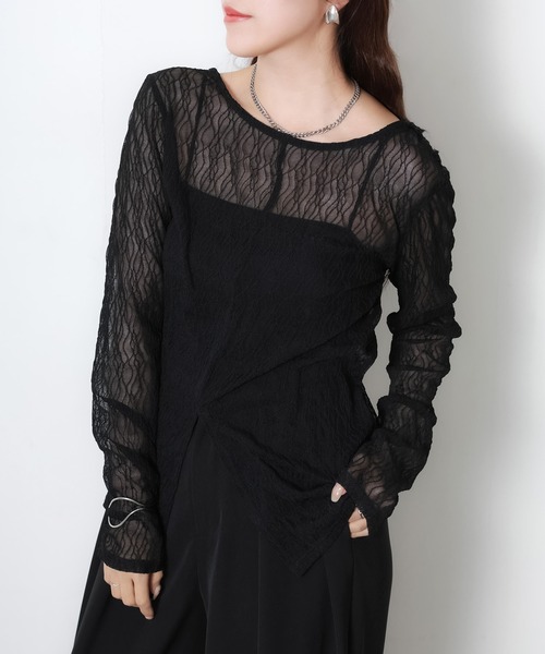 Riberry(リベリー)の「前後2WAYスリット入りウェーブシアートップス(Tシャツ/カットソー・レディース・オフホワイト/ブラック・MEDIUM)」の7枚目の写真