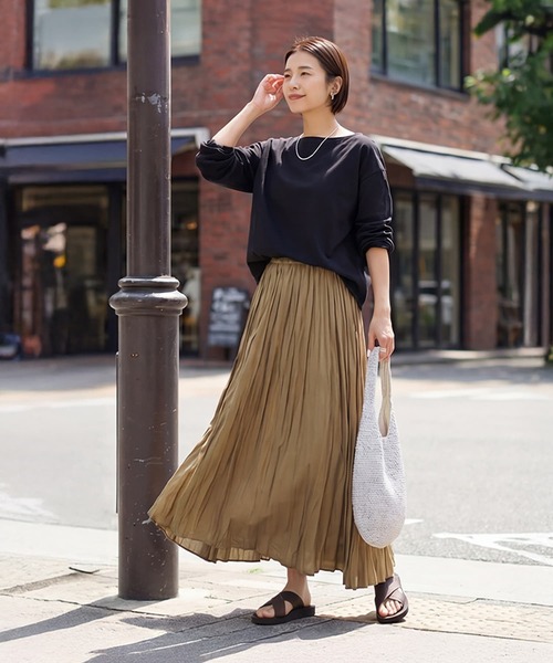 STYLE DELI（スタイルデリ）の「綿100ボートオフショルトップス（Tシャツ/カットソー・レディース・ホワイト/ブラック・FREE）」の3枚目の写真