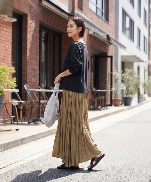 STYLE DELI（スタイルデリ）の「綿100ボートオフショルトップス（Tシャツ/カットソー・レディース・ホワイト/ブラック・FREE）」の5枚目の写真