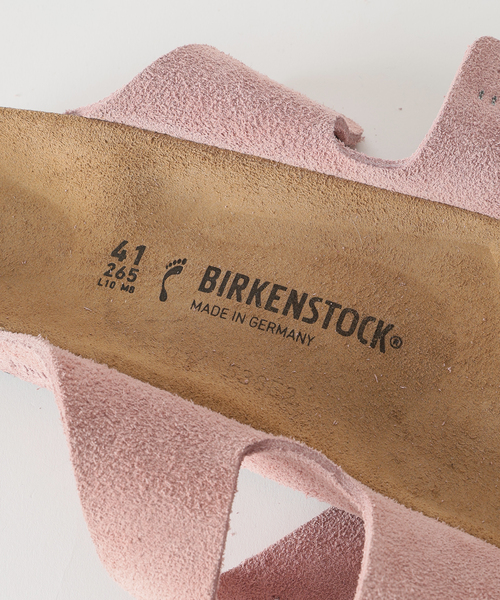 BIRKENSTOCK(ビルケンシュトック)の「BIRKENSTOCK / ビルケンシュトック アリゾナ スエードレザー ナロー(サンダル・メンズ・ピンク/ベージュ・40/41/42/43)」の4枚目の写真