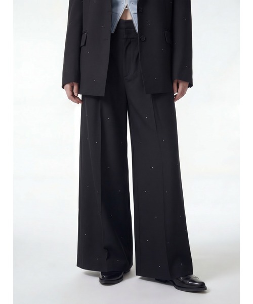 TAJEN:T（タジェント）の「【TAJEN:T】RHINESTONE DOUBLE WAIST SLACKS/ラインストーンダブルウエストスラックス（スラックス・レディース・グレー/ブラック・2/1）」の2枚目の写真