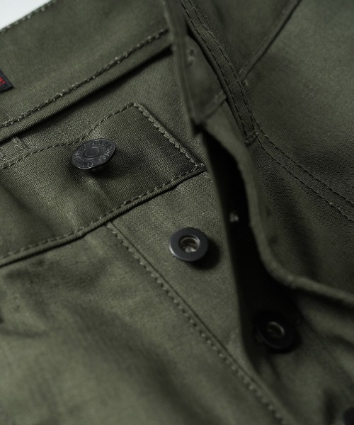 EGO TRIPPING(エゴトリッピング)の「mp15099- USN-MIRITARYHERRINGBONE ミリタリーパンツ(626703)(その他パンツ・メンズ・カーキ/ブラック・29/31/33)」の6枚目の写真