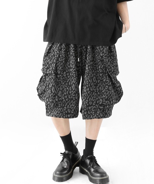 minsobi(ミンソビ)の「レオパード ワイドカーゴハーフパンツ イージーショーツ(その他パンツ・メンズ・ブラック×グレー・FREE)」の8枚目の写真