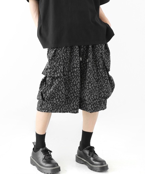 minsobi(ミンソビ)の「レオパード ワイドカーゴハーフパンツ イージーショーツ(その他パンツ・メンズ・ブラック×グレー・FREE)」の9枚目の写真