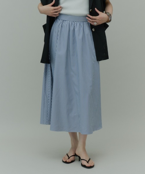 Plumel(プルメル)の「Stripe Gathered Long Skirt / ストライプギャザーロングスカート(スカート・レディース・ネイビー・LARGE)」の5枚目の写真