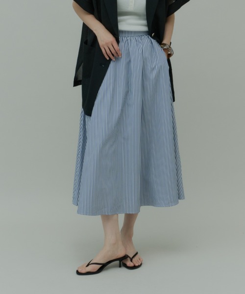 Plumel(プルメル)の「Stripe Gathered Long Skirt / ストライプギャザーロングスカート(スカート・レディース・ネイビー・LARGE)」の3枚目の写真