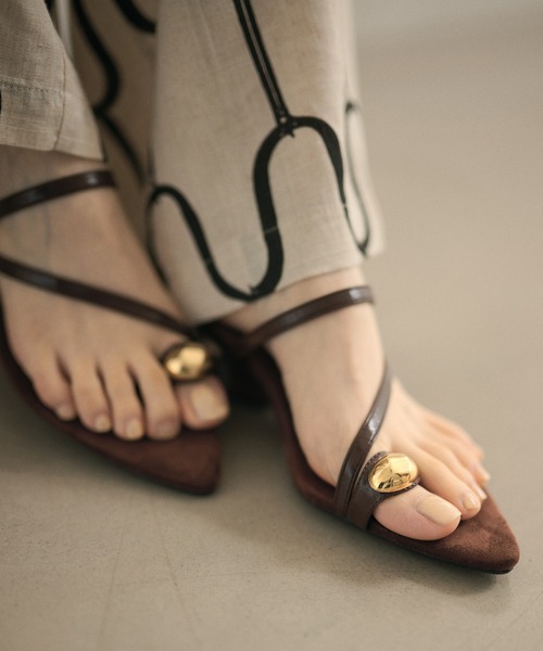 LAULEN(ローレン)の「gold motif toe ring sandals / ゴールドトゥリングサンダル(サンダル・レディース・アイボリー/ブラウン/ブラック・23cm/24cm/25cm)」の13枚目の写真