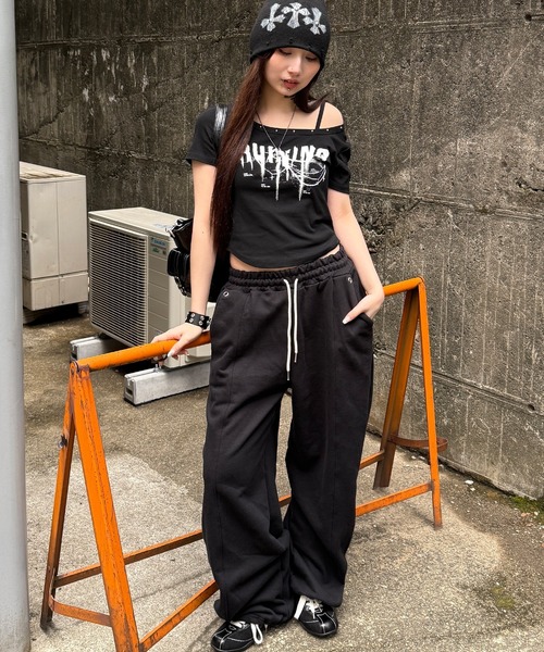 Figments(フィグメンツ)の「スタッズネックPUNKトップ(Tシャツ/カットソー・レディース・杢グレー/ブラック・FREE)」の10枚目の写真