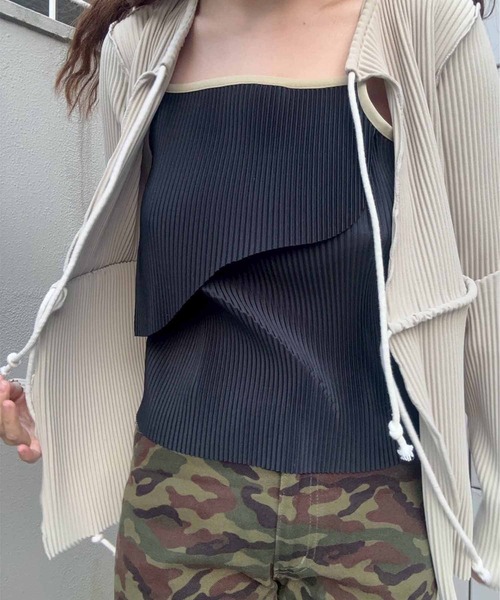 kotohayokozawa(コトハヨコザワ)の「【kotohayokozawa/コトハヨコザワ】BINDER CAMISOLE/バインダーキャミソール(キャミソール・レディース・ベージュ/ブルー/ブラック・FREE)」の14枚目の写真