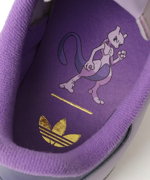 adidas(アディダス)の「adidas POKEMON SAMBA OG / アディダス ポケモン サンバ OG(スニーカー・メンズ・パープル・28.5cm/28.0cm/27.5cm/27.0cm/26.5cm/26.0cm)」の4枚目の写真