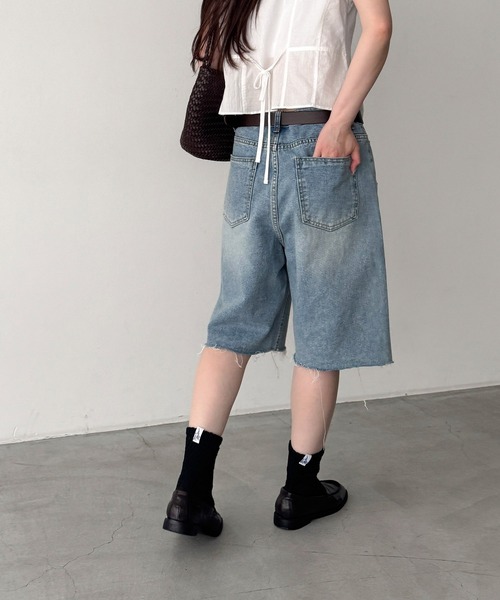 CANAL JEAN（キャナルジーン）の「Lakey Park　カットオフデニムハーフパンツ（デニムパンツ・レディース・ライトインディゴブルー・SMALL/MEDIUM）」の10枚目の写真