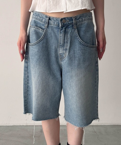 CANAL JEAN（キャナルジーン）の「Lakey Park　カットオフデニムハーフパンツ（デニムパンツ・レディース・ライトインディゴブルー・SMALL/MEDIUM）」の8枚目の写真