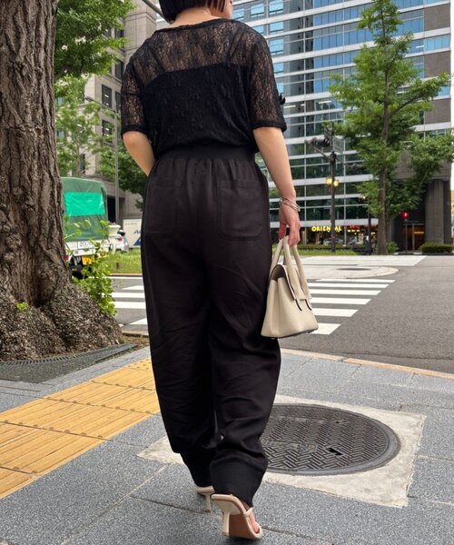 Jena espace merveilleux(ジェナ エスパスメルヴェイユ)の「テンセルリネンジョガーパンツ(その他パンツ・レディース・ライトベージュ/ブラック・FREE)」の5枚目の写真