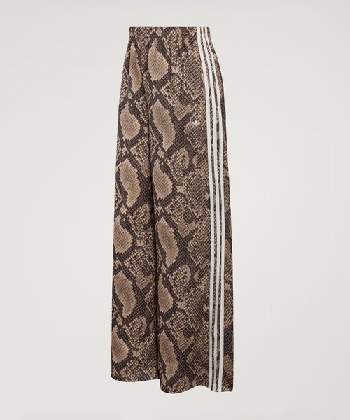 adidas Originals(アディダスオリジナルス)の「adidas originals SATIN SNAKE PRINT WIDE LEG TRACK PANTS(その他パンツ・レディース・ブラウン/ベージュ・LARGE/MEDIUM)」の2枚目の写真