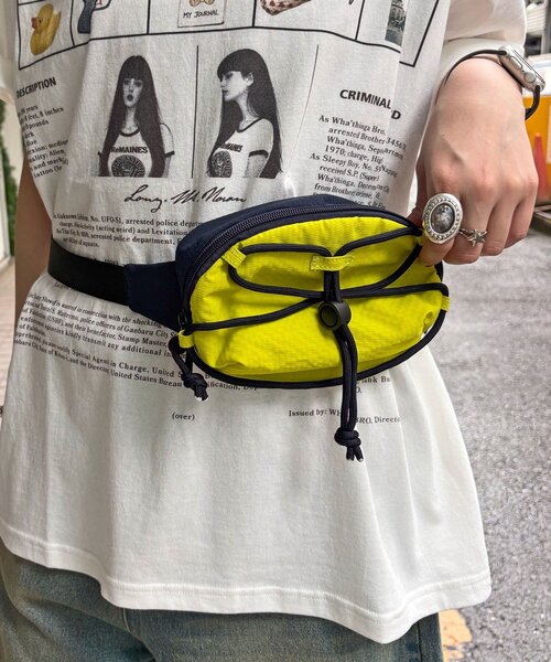 CIAOPANIC(チャオパニック)の「バイカラーコードウエストBAG(ボディバッグ/ウエストポーチ・レディース・イエロー/ピンク/ブルー・ONE SIZE)」の9枚目の写真