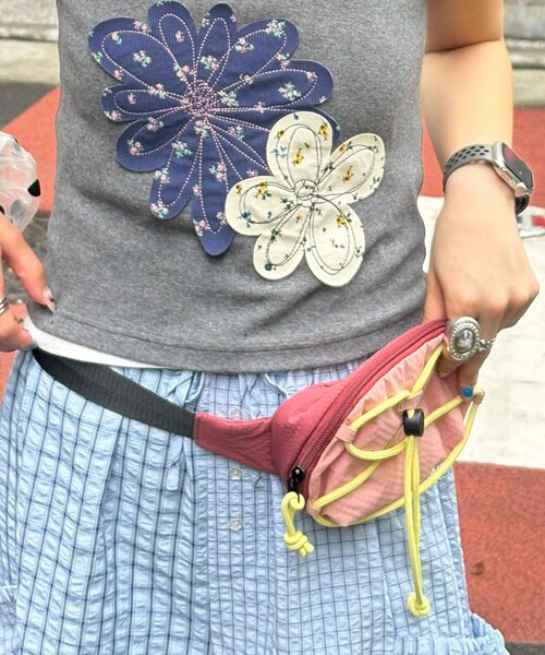 CIAOPANIC(チャオパニック)の「バイカラーコードウエストBAG(ボディバッグ/ウエストポーチ・レディース・イエロー/ピンク/ブルー・ONE SIZE)」の14枚目の写真