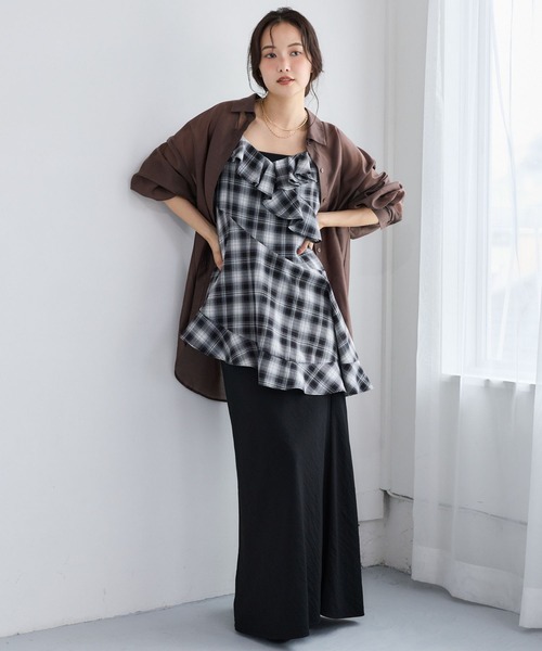 mysty woman(ミスティウーマン)の「アシメヘムフリルキリカエキャミ 1055378(シャツ/ブラウス・レディース・ホワイト系その他/ワインレッド/ブラック・FREE)」の12枚目の写真